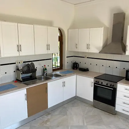 Majorelle Apartments *